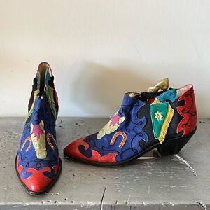 Vintage Cowboy Boots- Horses